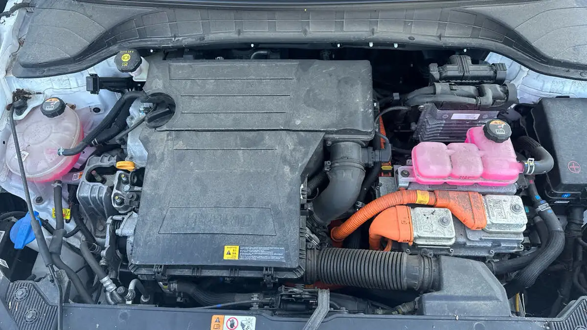 2022-hyundai-kona-16-gdi-premium-big-15