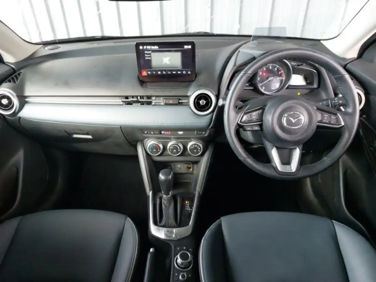2022-mazda-mazda2-15-skyactiv-g-gt-sport-big-2