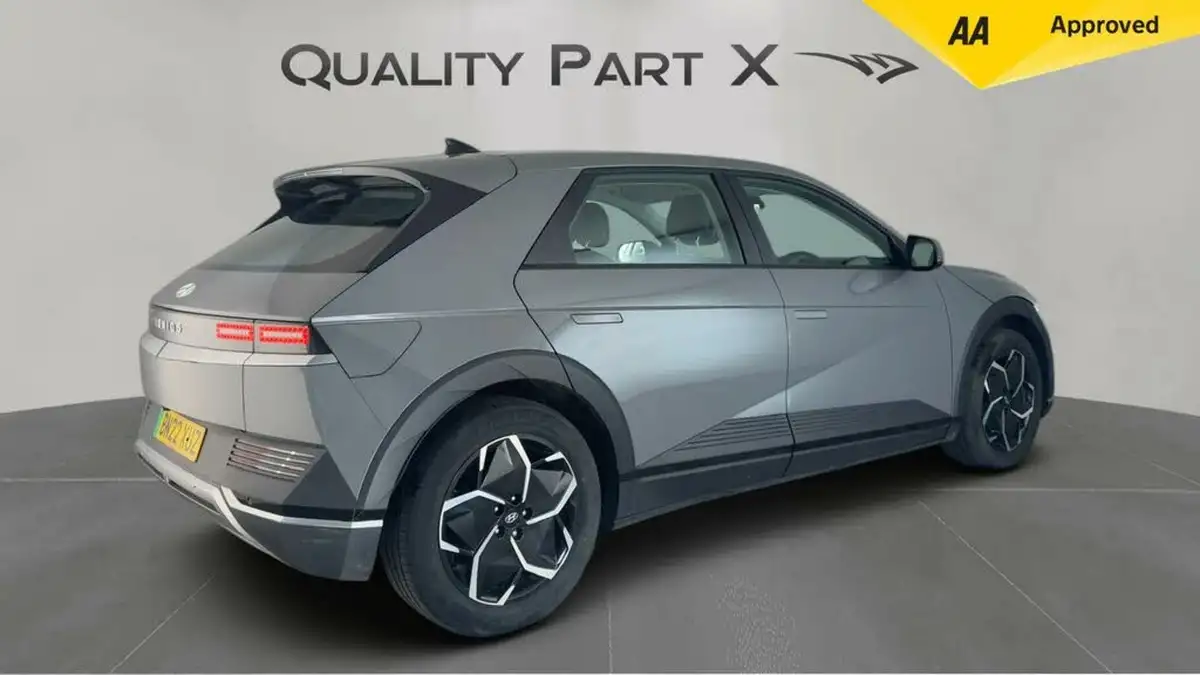 2022-hyundai-ioniq-5-e-se-connect-big-2
