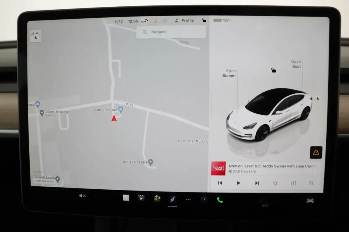 2023-tesla-model-3-e-rwd-241bhp-big-16