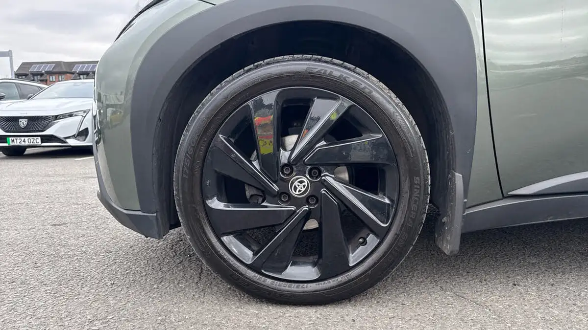 2023-toyota-aygo-x-10-vvt-i-exclusive-big-13