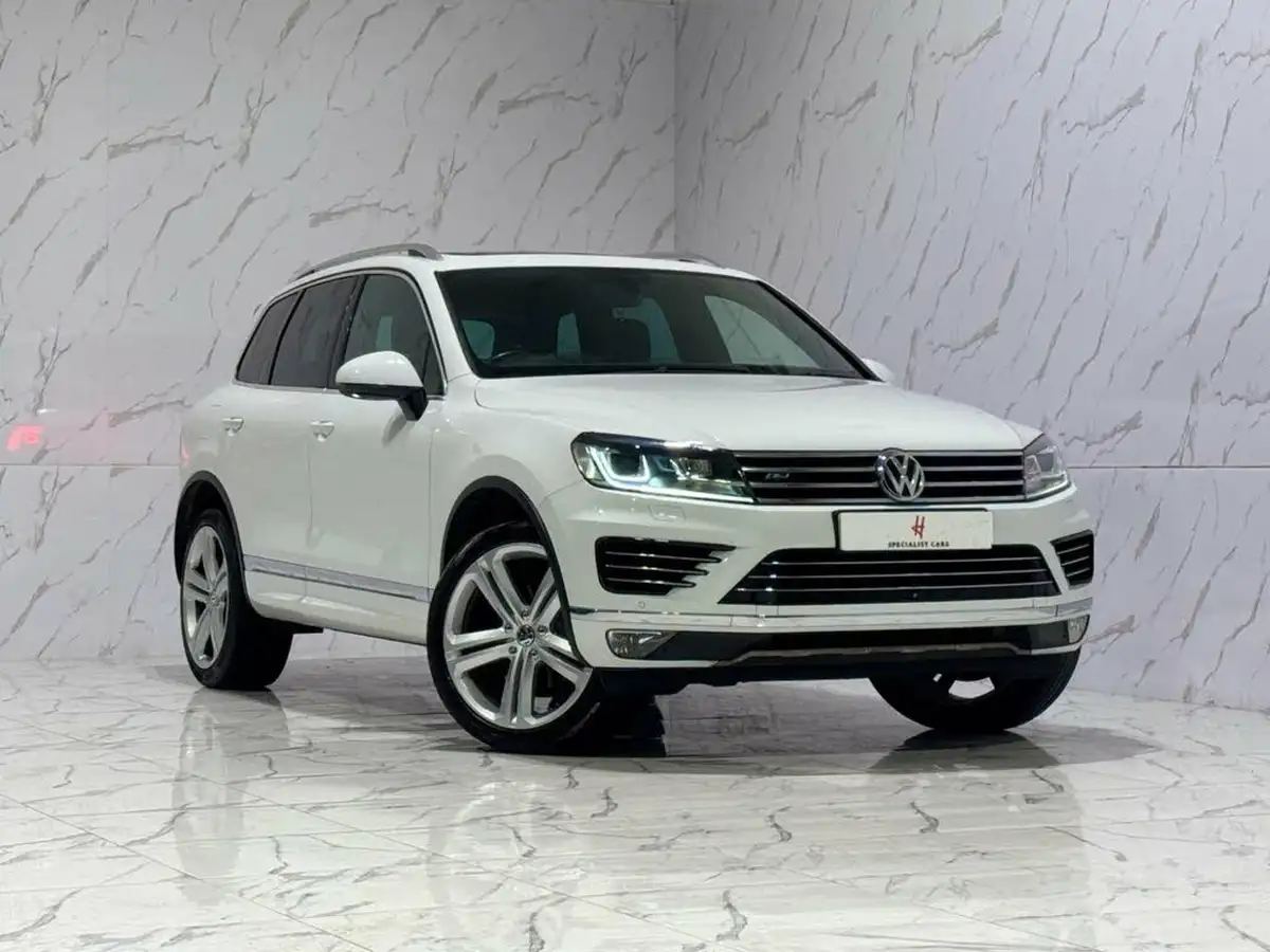 2017-volkswagen-touareg-30tdi-r-line-plus-204ps-bmtss-2970cc-big-0