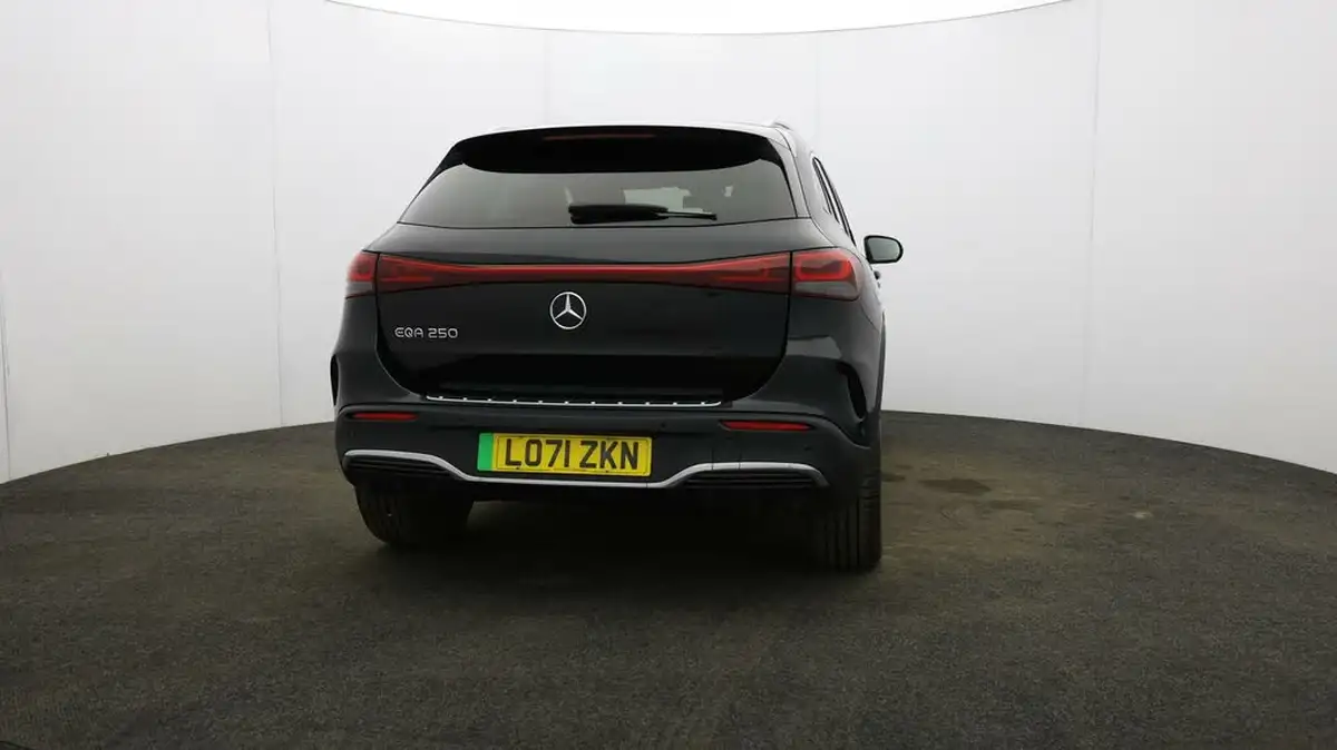 2022-mercedes-benz-eqa-e-eqa-250-amg-line-big-57