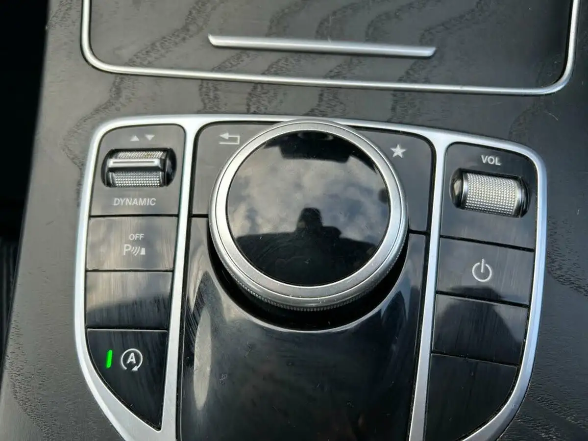 2018-mercedes-benz-c-class-21d-c220d-amg-line-ss-saloon-4d-9g-tronic-plus-big-28