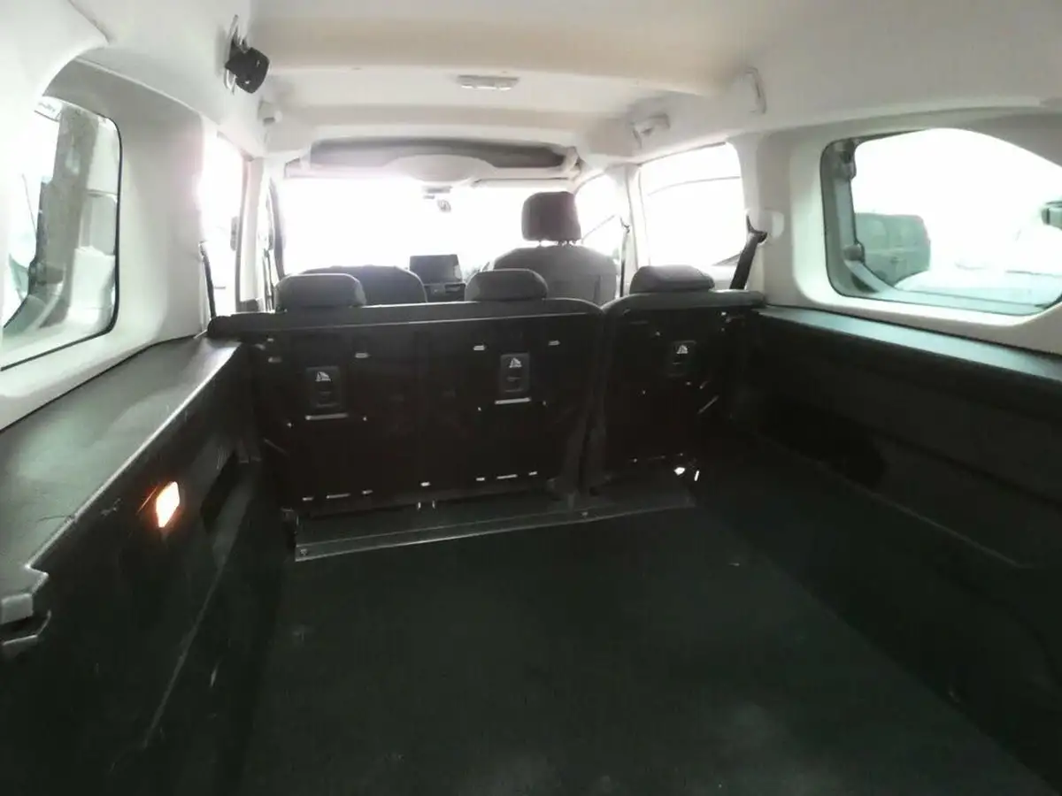 2019-vauxhall-combo-life-12i-energy-xl-110ps-big-39