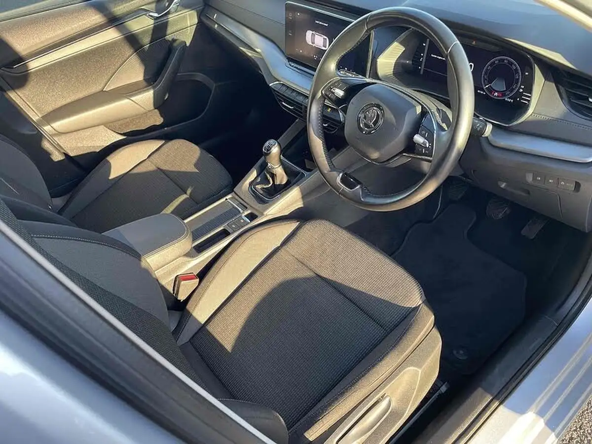 2020-skoda-octavia-15-tsi-se-technology-act-hatchback-big-3