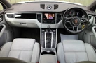 2016-porsche-macan-30td-s-small-14