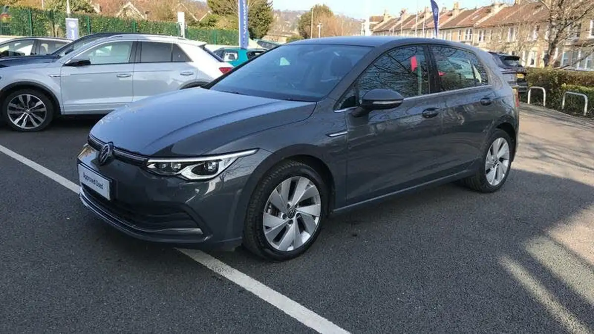 2021-volkswagen-golf-15-tsi-style-150ps-hatchback-big-16