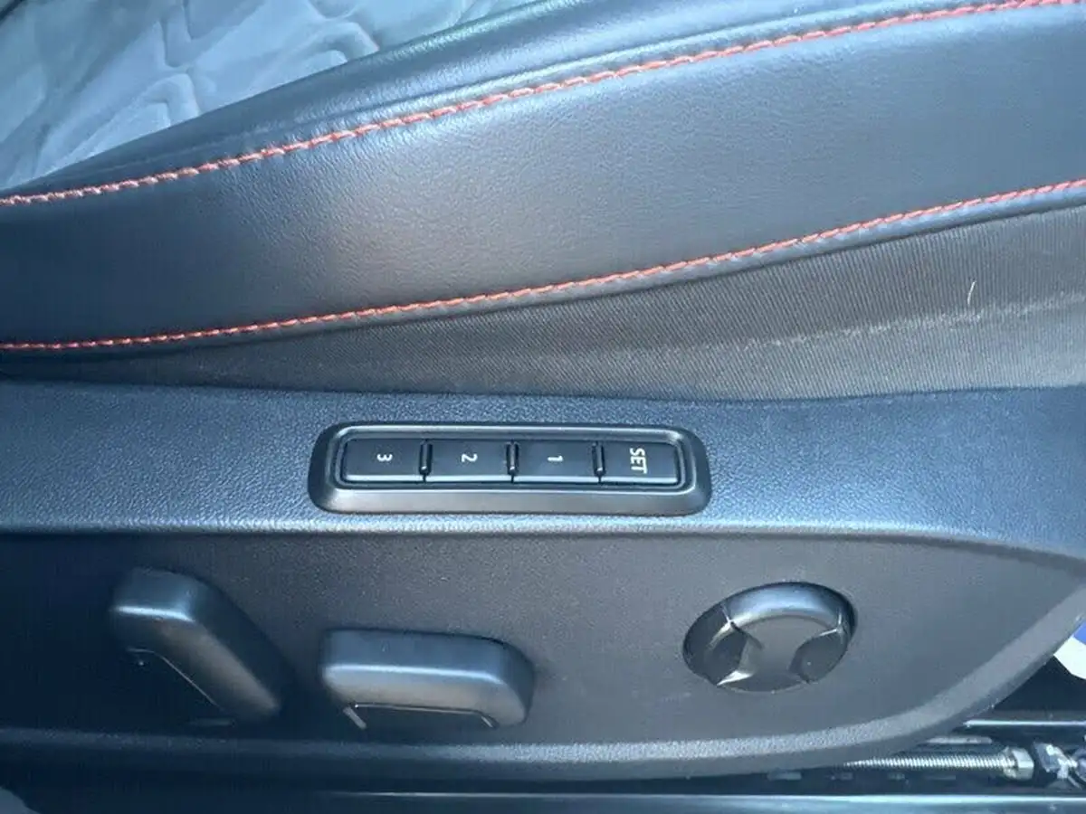 2021-seat-leon-15-tsi-evo-fr-sport-150ps-estate-big-29