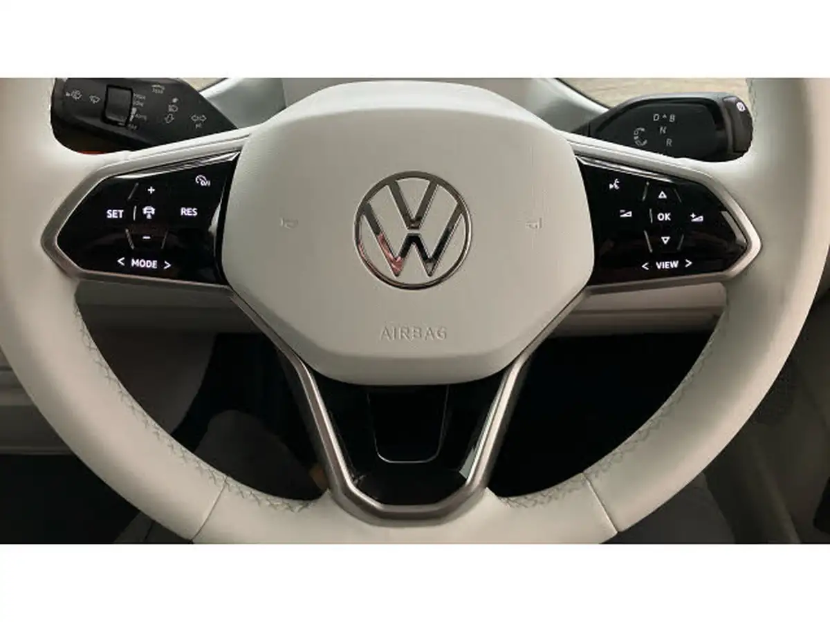2024-volkswagen-idbuzz-e-style-standard-big-9