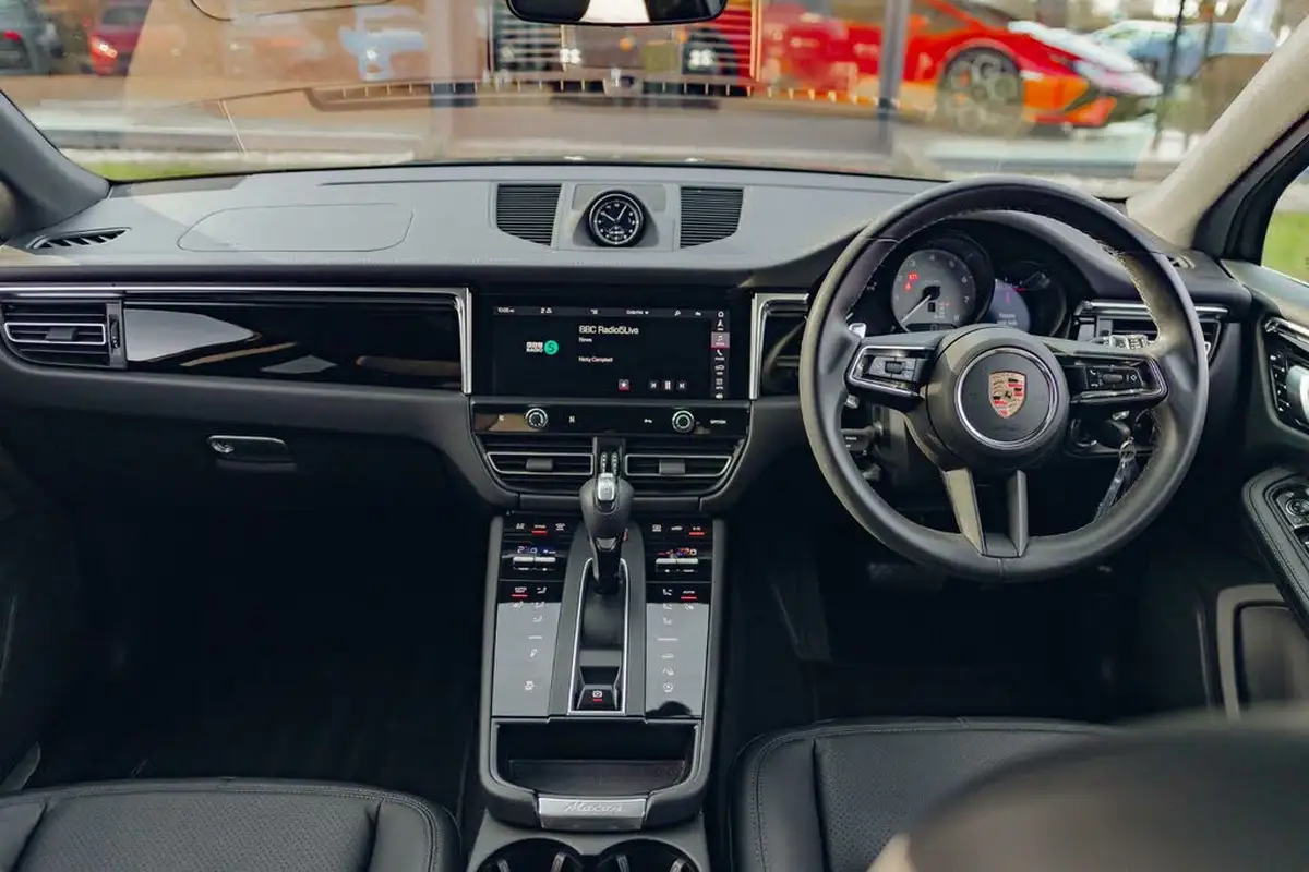 2023-porsche-macan-29-v6-s-big-34