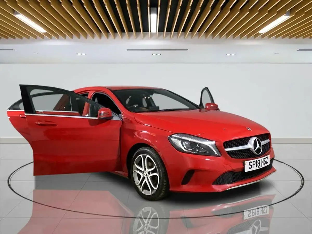 2018-mercedes-benz-a-class-15d-a180d-sport-edition-big-9