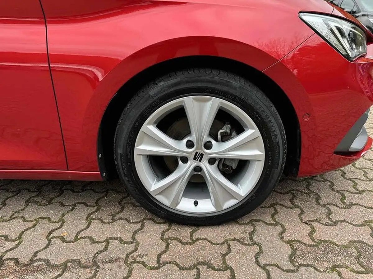 2021-seat-leon-15-etsi-fr-estate-big-4