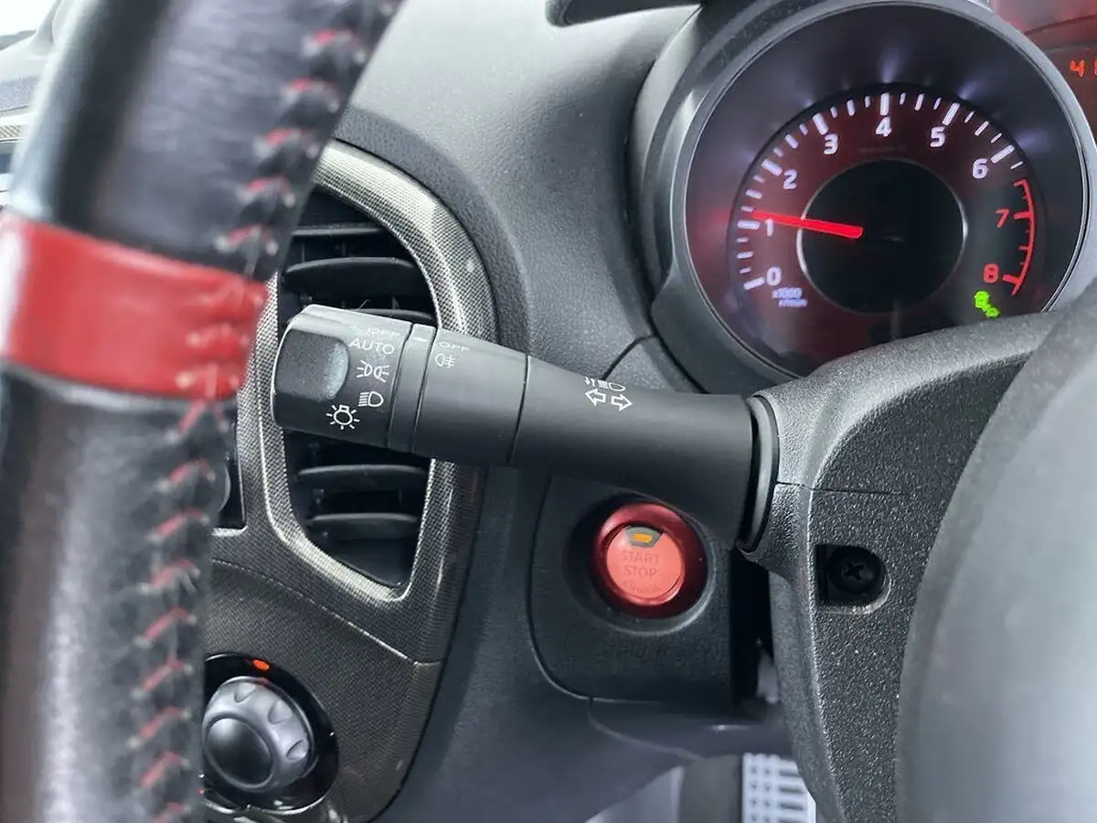 2016-nissan-juke-16-nismo-rs-218ps-big-39