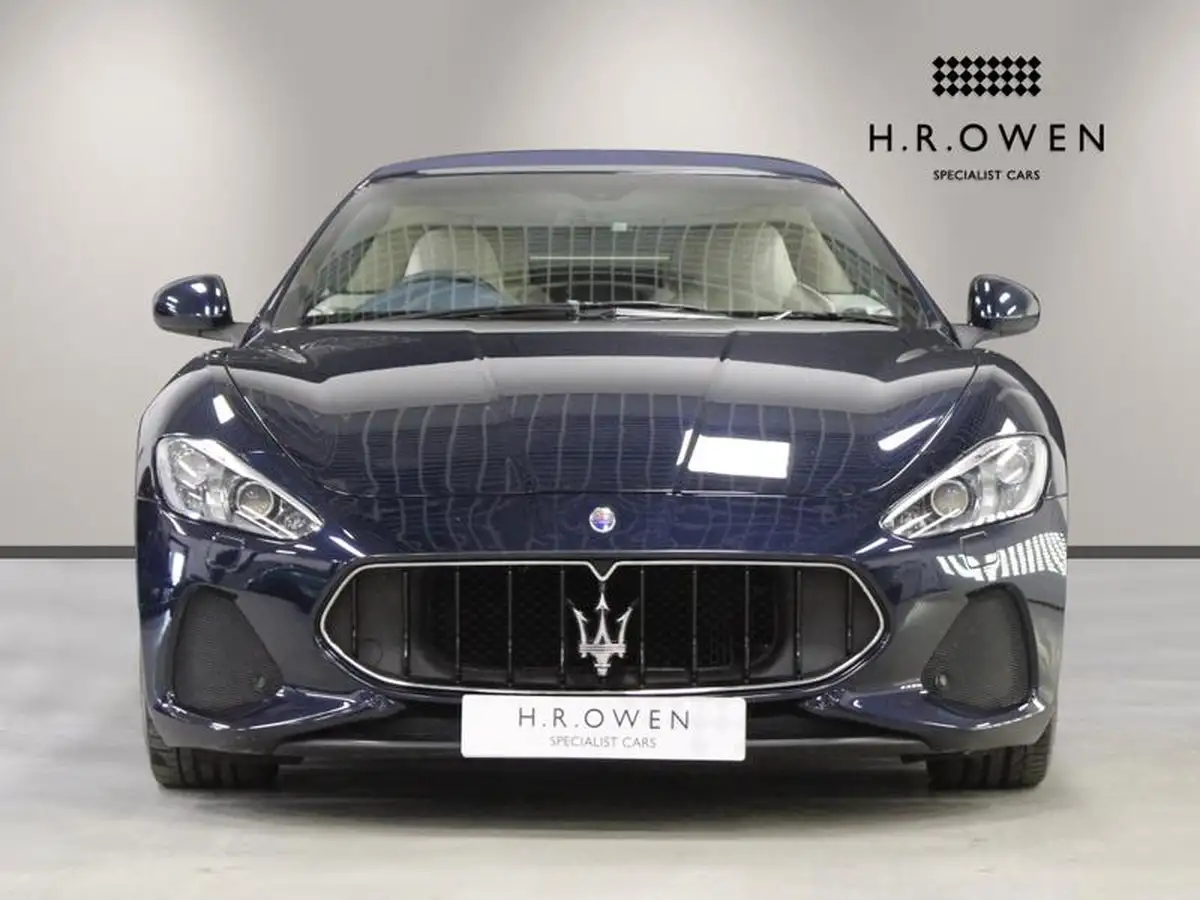 2019-maserati-grancabrio-47-sport-big-7