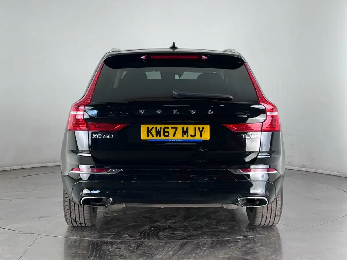 2017-volvo-xc60-20-t8-inscription-pro-twin-engine-big-6