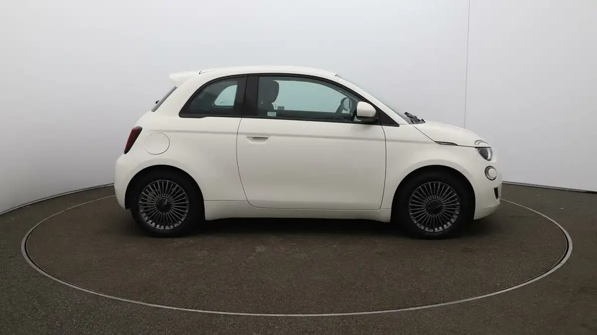 2022-fiat-500-e-icon-117bhp-big-40