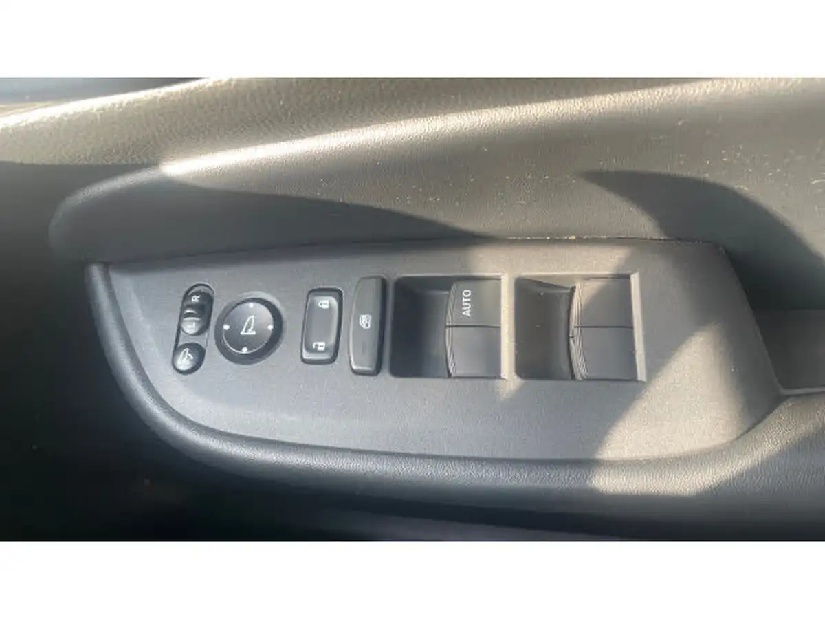 2020-honda-jazz-15-i-mmd-sr-big-26