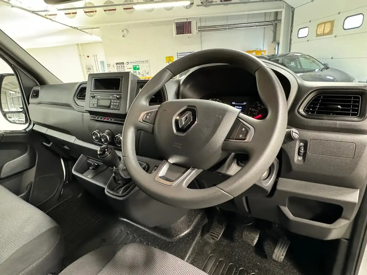 2023-renault-master-23dci-lh35-150-business-big-18