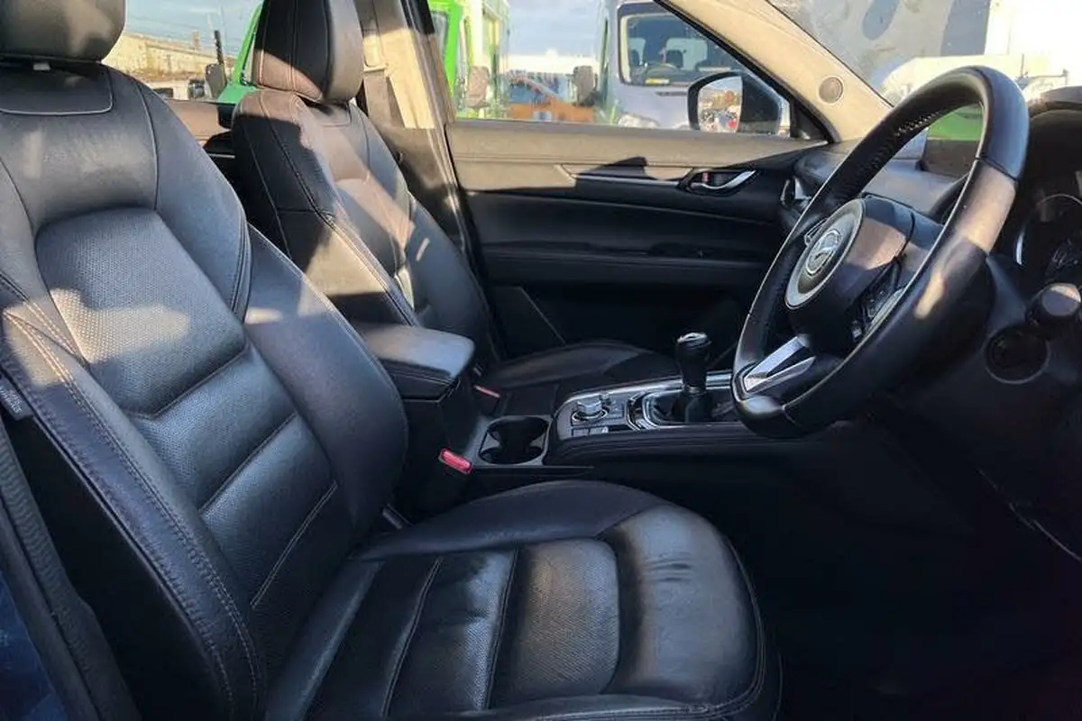 2020-mazda-cx-5-20-sport-nav-big-16