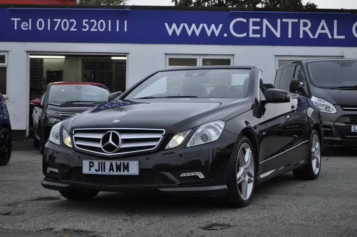 2011-mercedes-benz-e-class-30td-e350-cdi-sport-30cdi-231bhp-bluef-cabriolet-auto-big-3