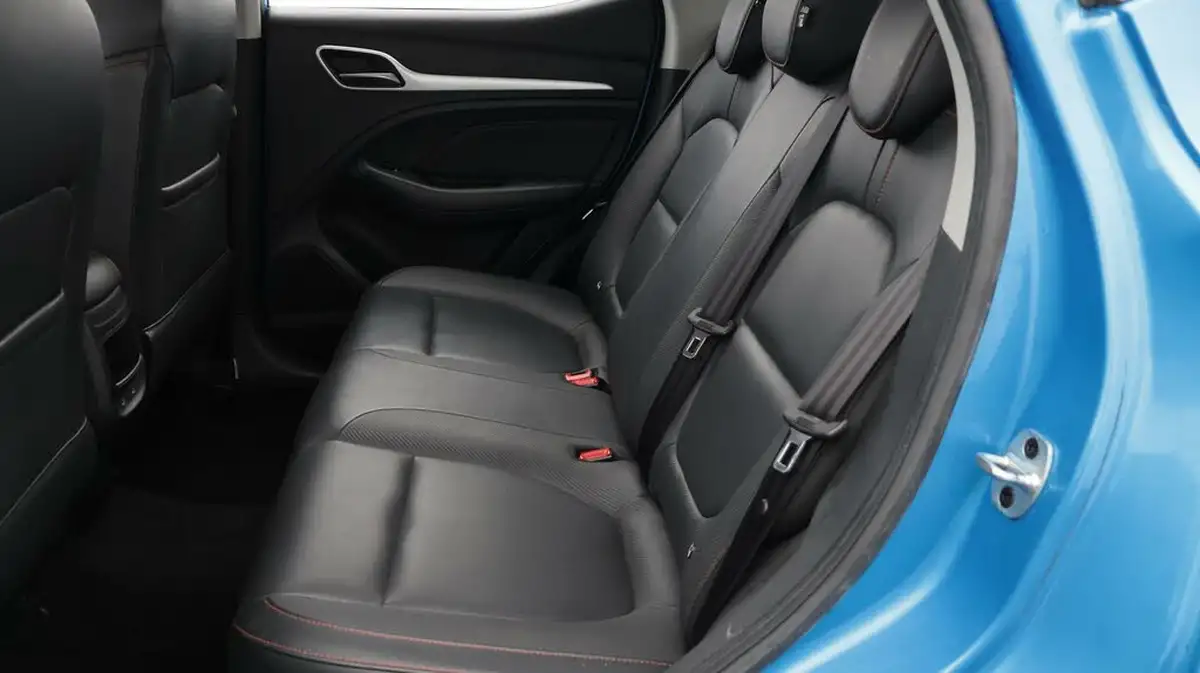 2022-mg-zs-suv-15-vti-tech-exclusive-big-16