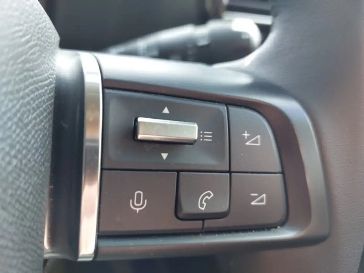 2023-citroen-c4-12-puretech-sense-big-12