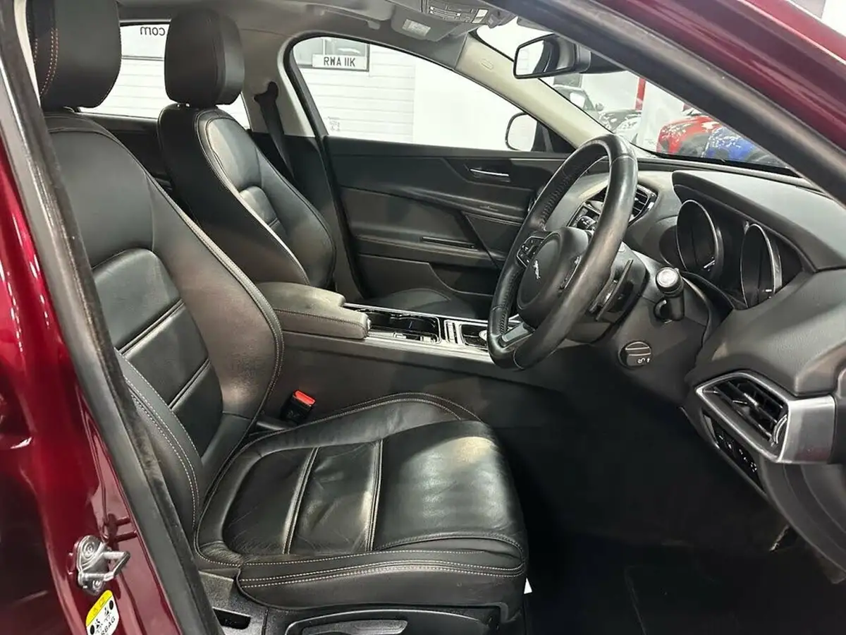 2017-jaguar-xe-20i-prestige-200ps-1999cc-big-31