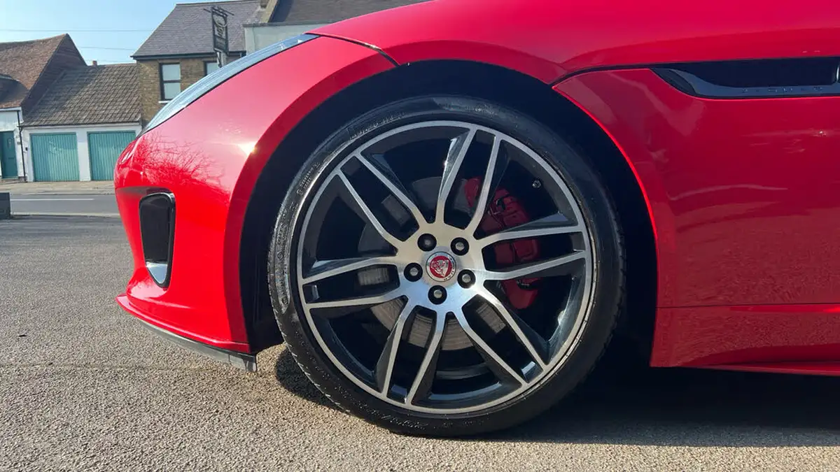 2019-jaguar-f-type-20-i4-chequered-flag-convertible-big-24