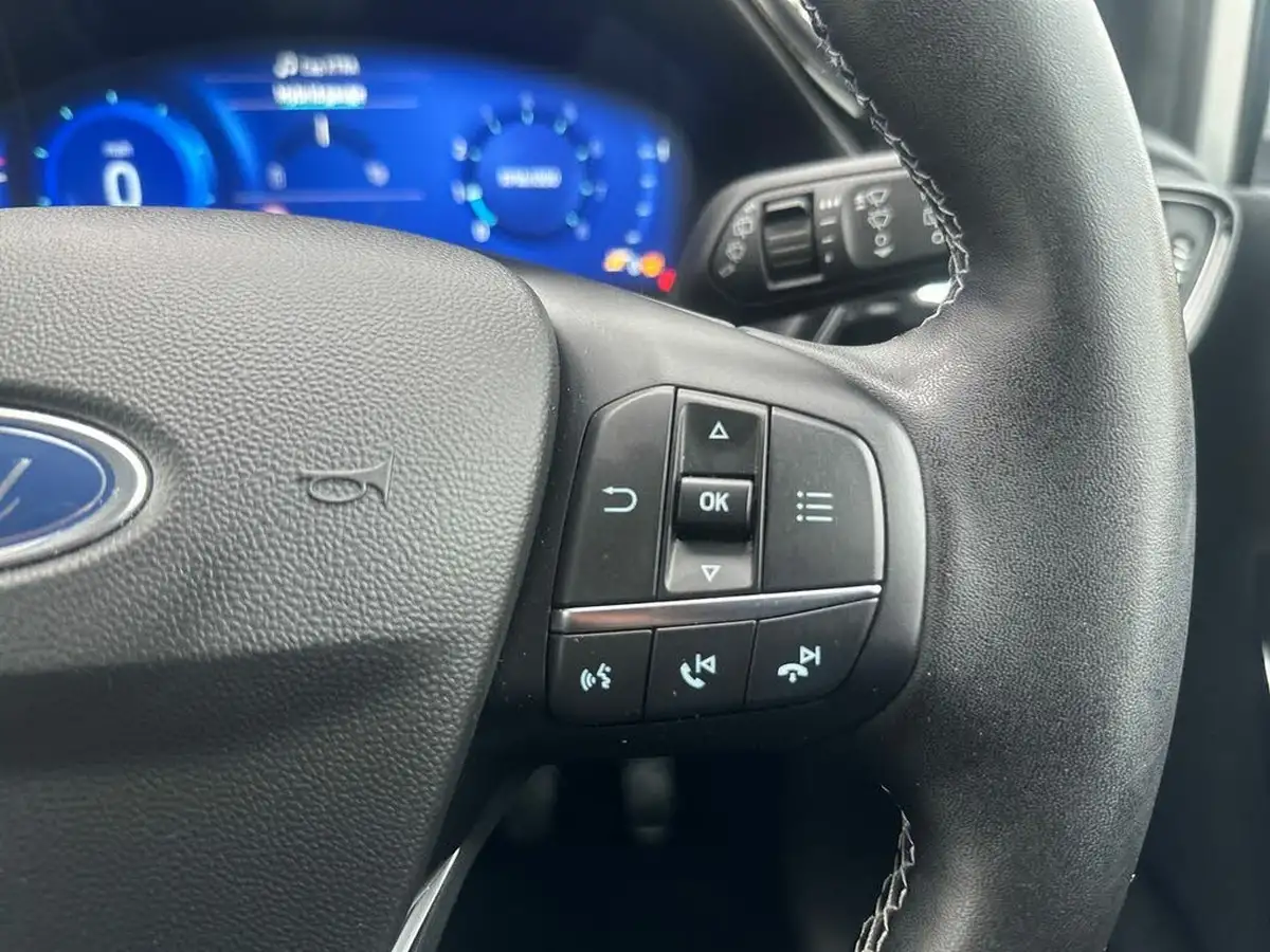 2022-ford-fiesta-10t-titanium-x-125ps-hybrid-mhev-big-30