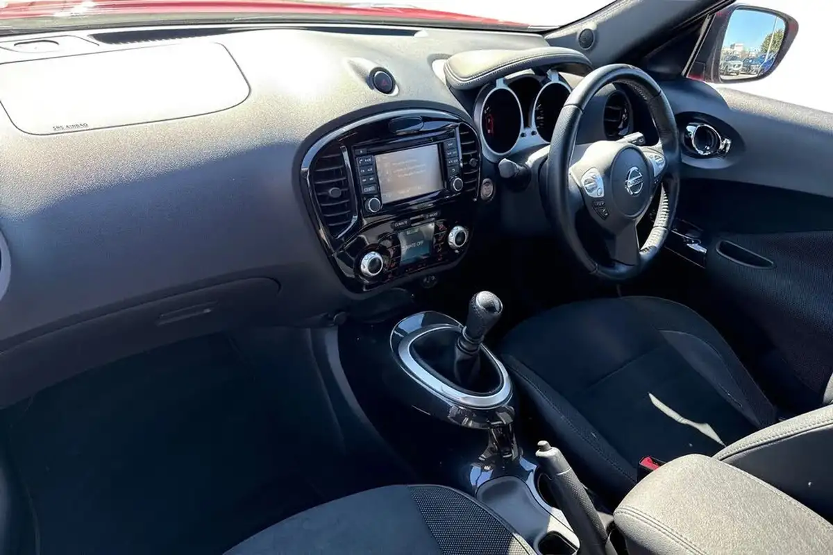 2018-nissan-juke-12-dig-t-n-connecta-ss-big-14