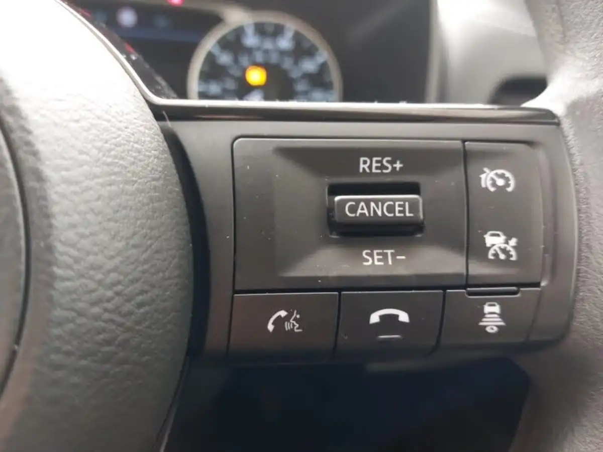 2021-nissan-qashqai-13-dig-t-visia-big-14