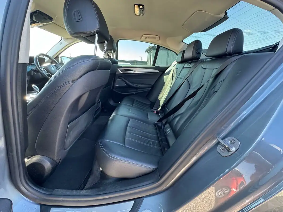 2017-bmw-5-series-20-530e-se-iperformance-big-38