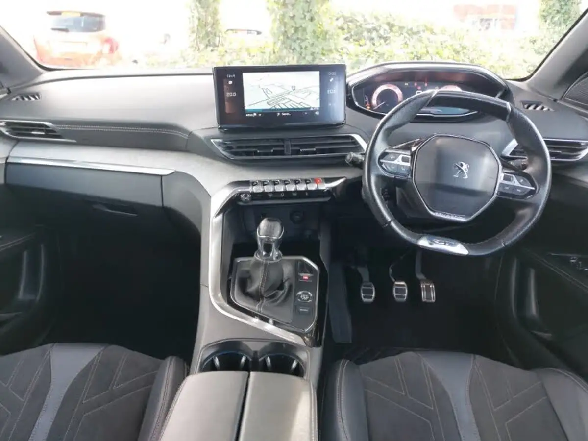 2021-peugeot-3008-suv-15-bluehdi-gt-big-2