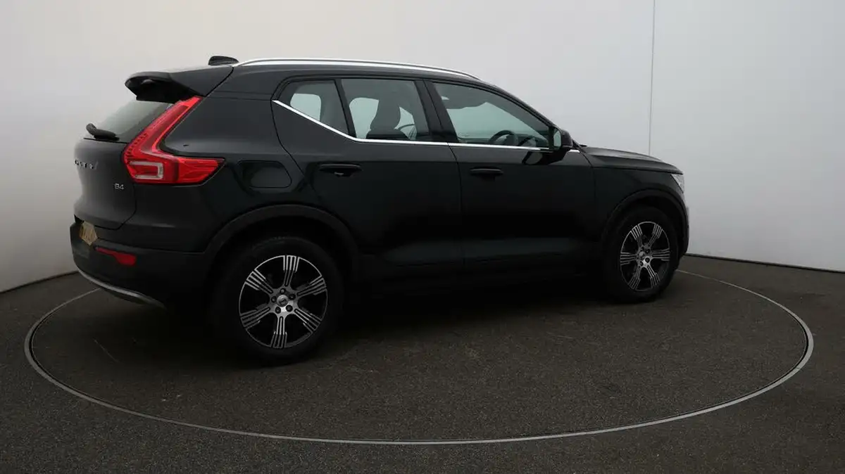 2021-volvo-xc40-20-b4-inscription-197bhp-geartronic-big-46