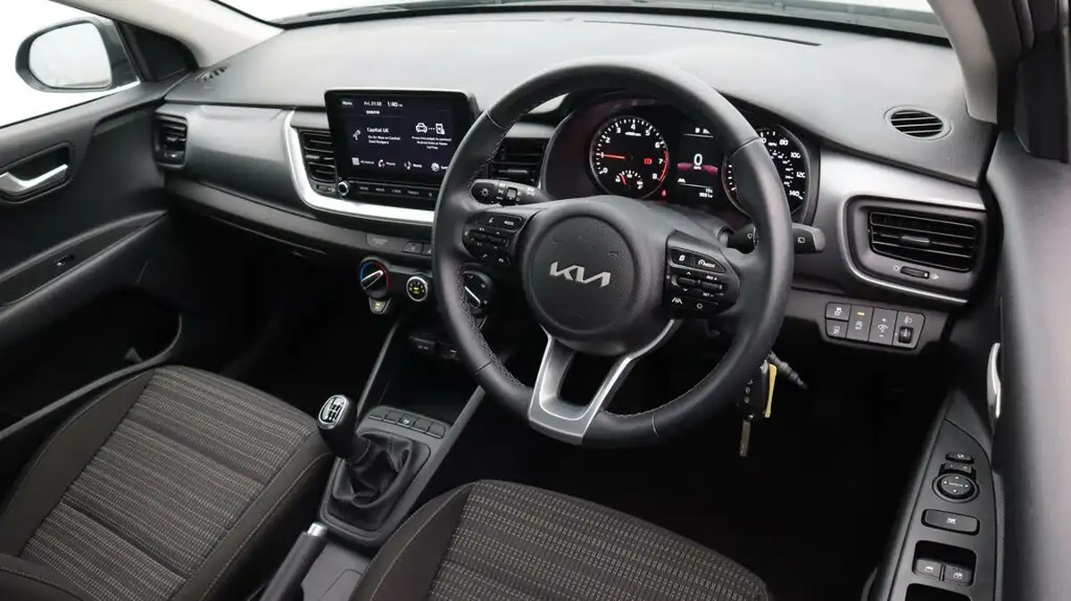 2023-kia-stonic-10-t-gdi-2-99bhp-big-9