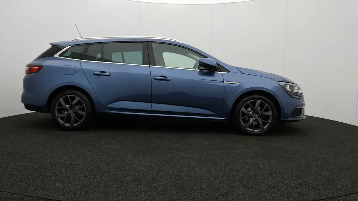 2019-renault-megane-13-tce-iconic-sport-tourer-big-7