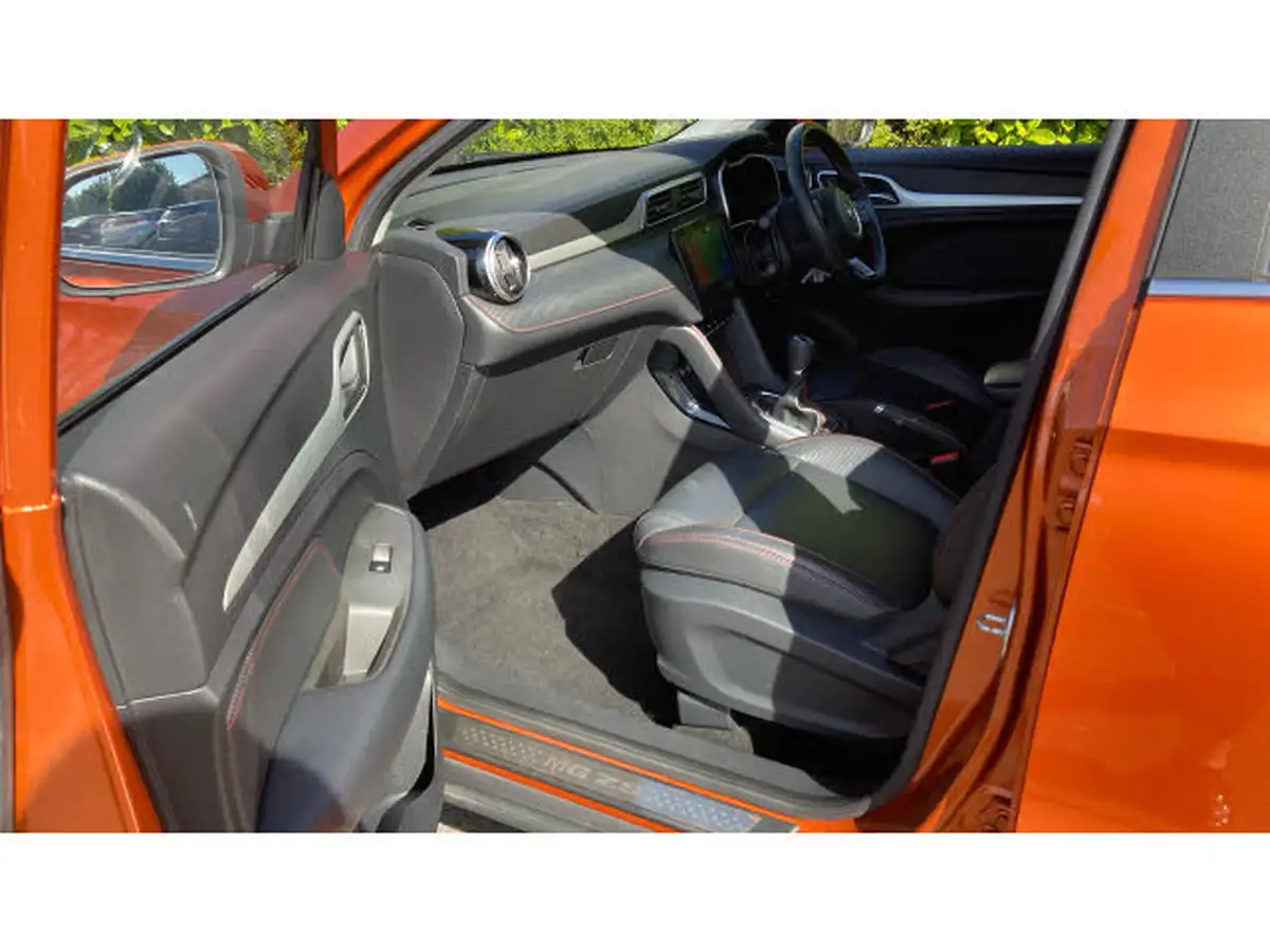2021-mg-zs-suv-15-vti-tech-exclusive-big-29