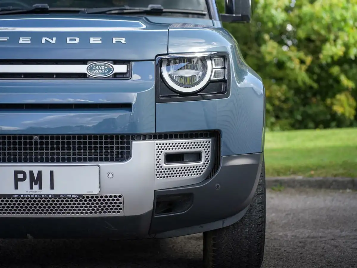 2021-land-rover-90-defender-30-d200-hard-top-standard-90-big-27