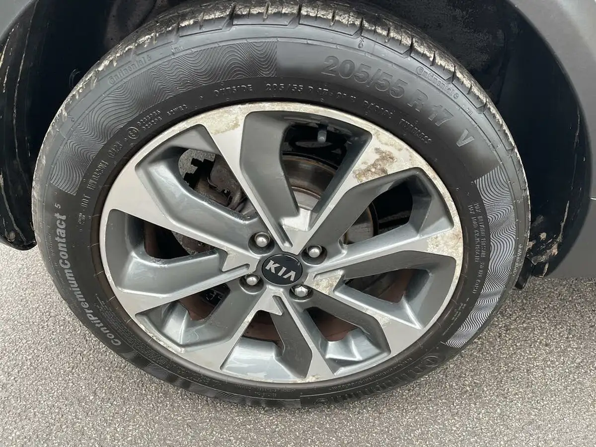2018-kia-stonic-16crdi-first-edition-big-22
