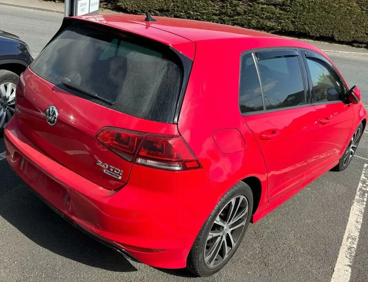 2016-volkswagen-golf-20tdi-r-line-edition-5d-big-3