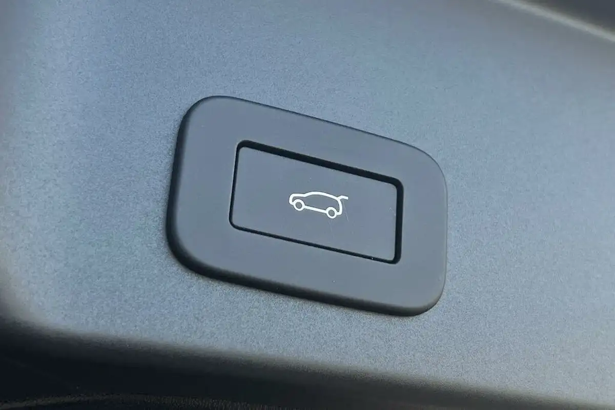2024-land-rover-range-rover-evoque-20-d200-dynamic-se-big-27