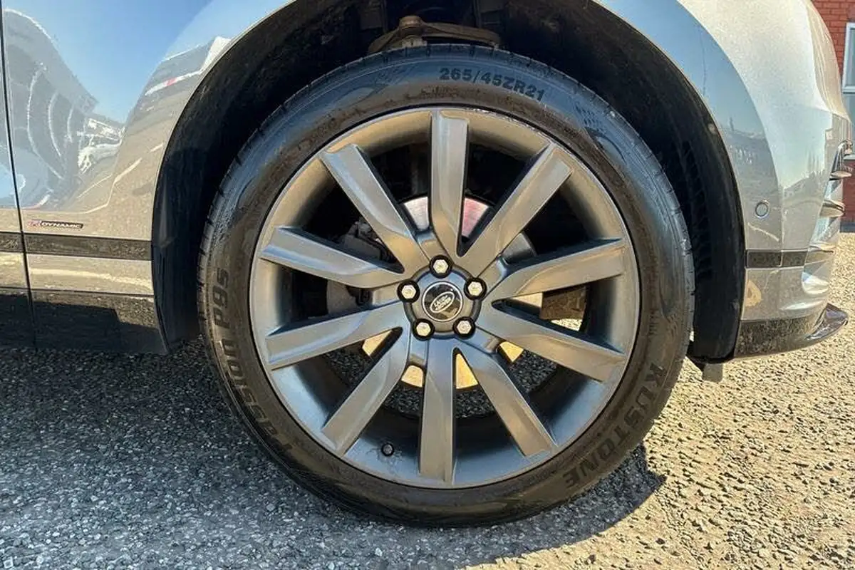 2019-land-rover-range-rover-velar-20-d180-r-dynamic-hse-big-8