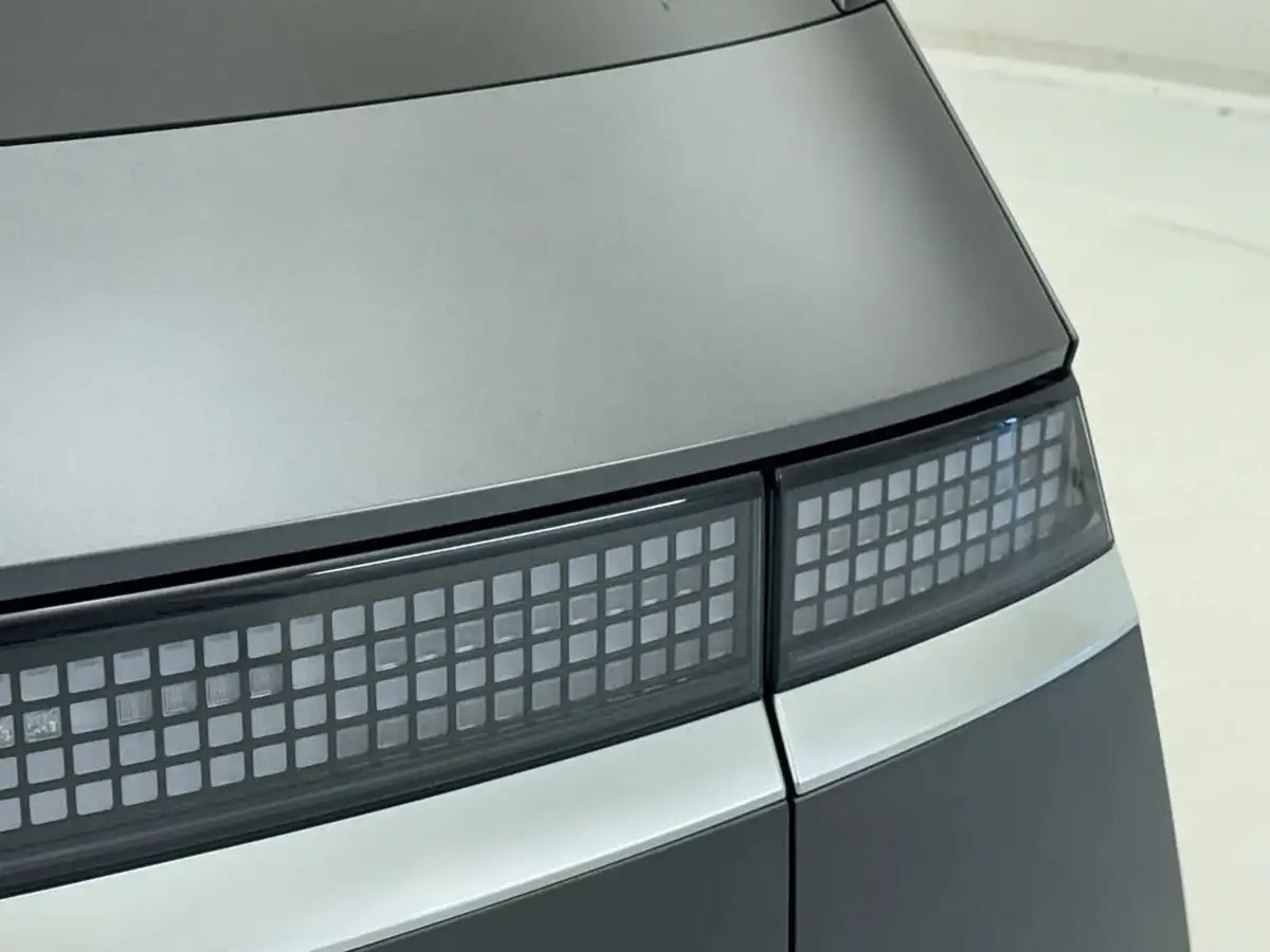 2023-hyundai-ioniq-5-e-ultimate-228ps-77kwh-rwd-big-32