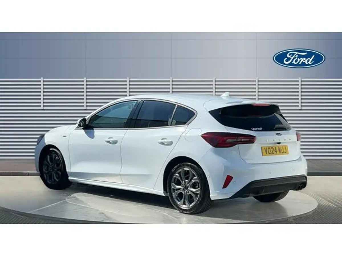 2024-ford-focus-10t-st-line-155ps-hatchback-powershift-big-1