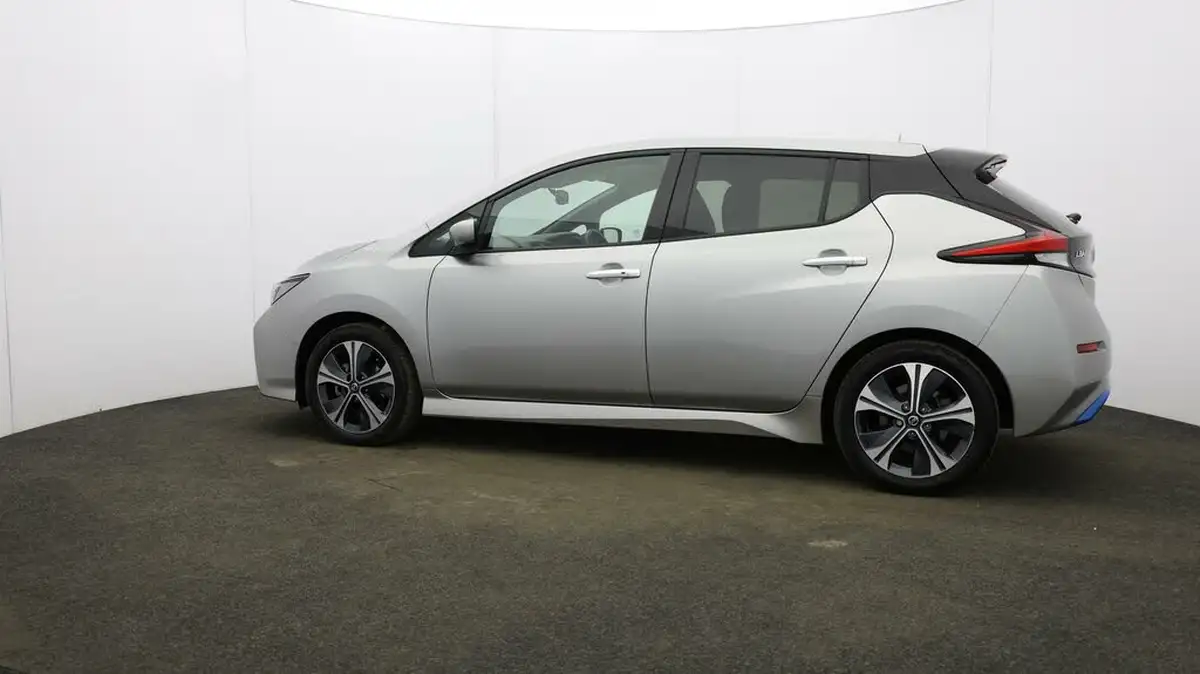 2022-nissan-leaf-e-n-connecta-big-57