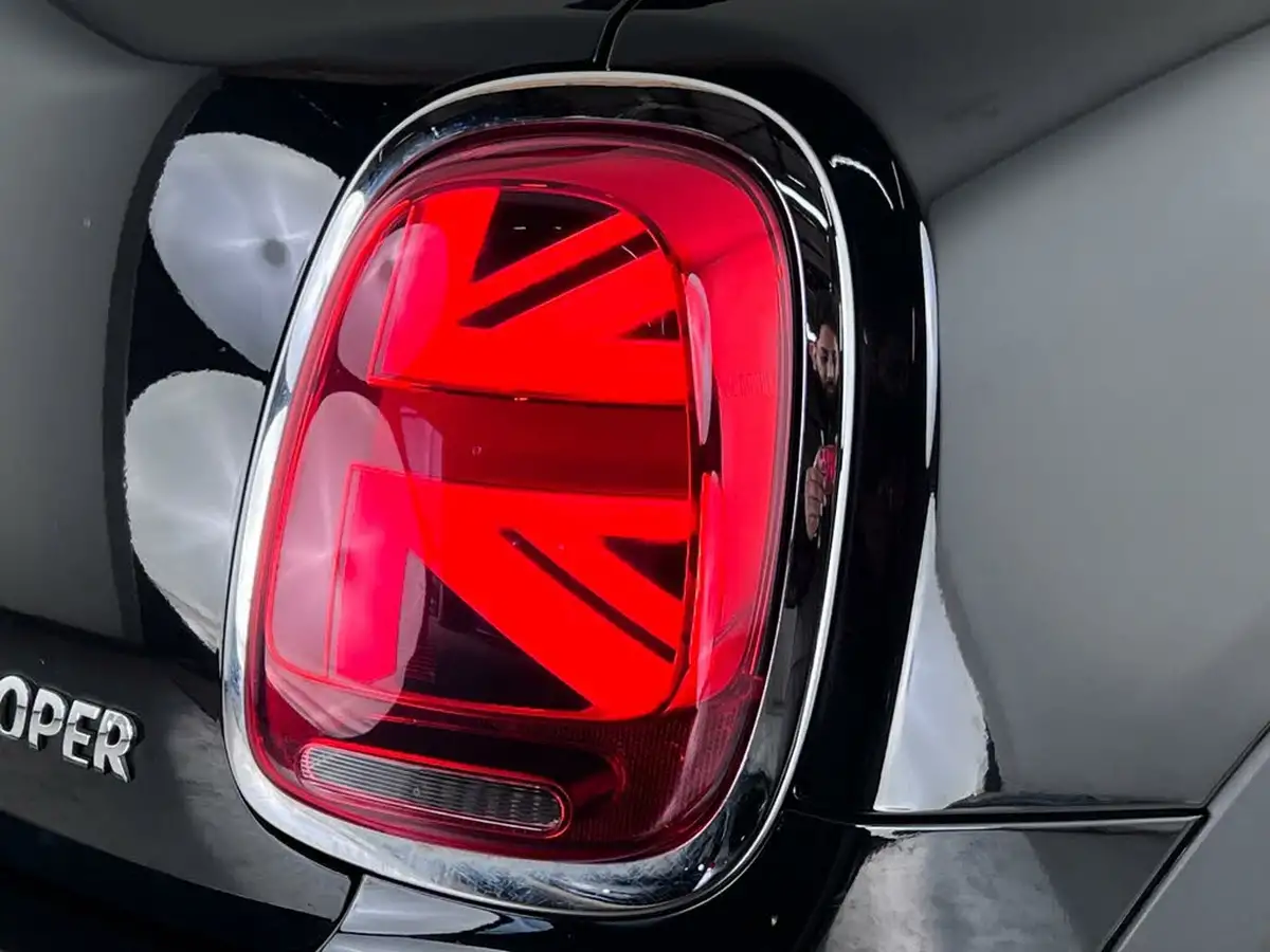 2020-mini-cooper-15-cooper-exclusive-hatchback-5d-auto-big-7