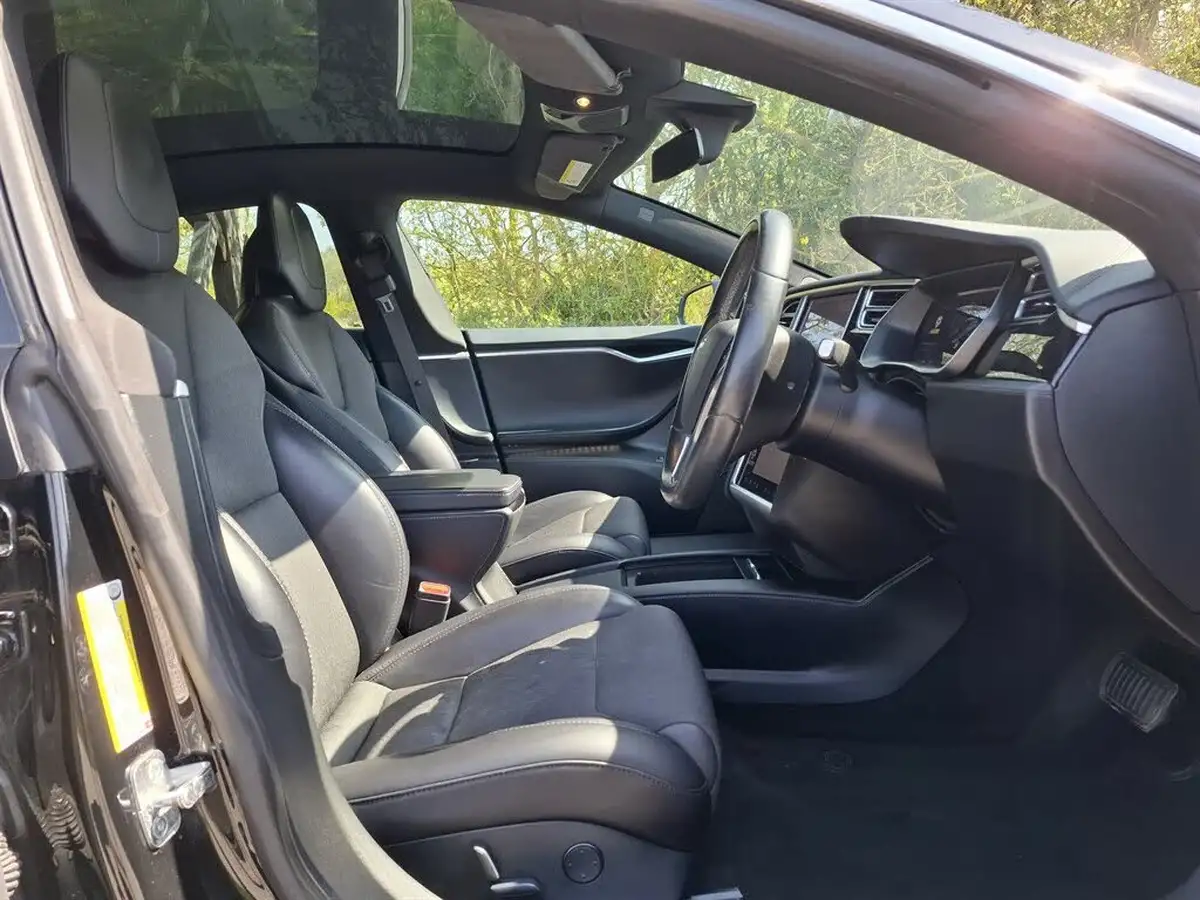 2018-tesla-model-s-e-75d-big-6