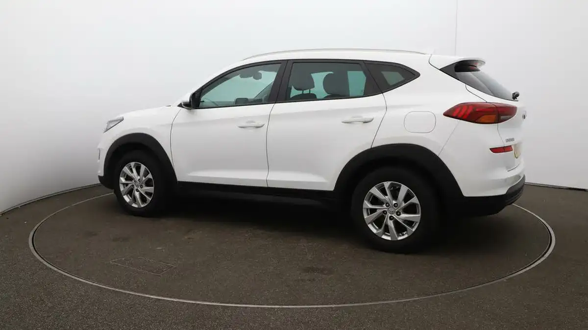 2019-hyundai-tucson-16-gdi-se-nav-big-43