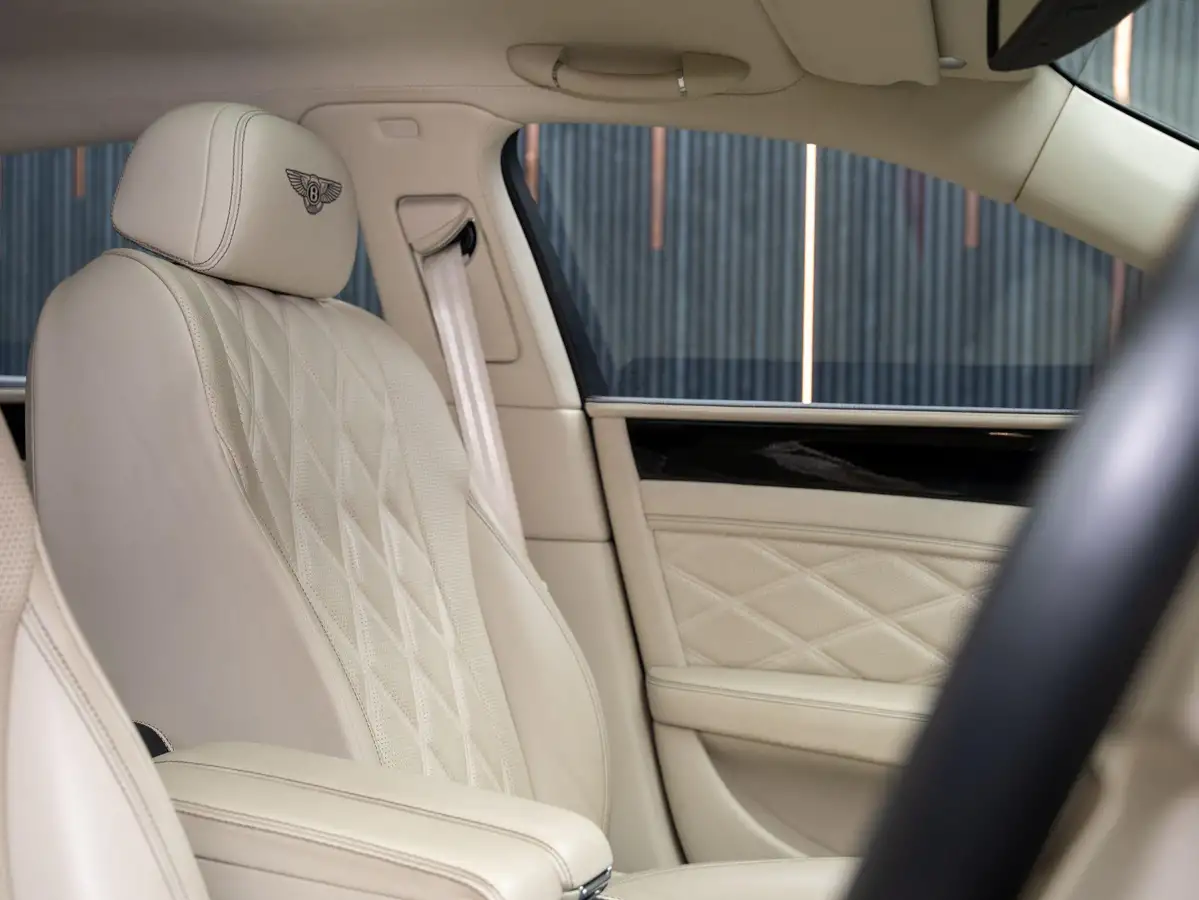2016-bentley-flying-spur-40-big-17